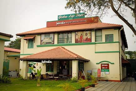 Globus Lifestyle Fab India